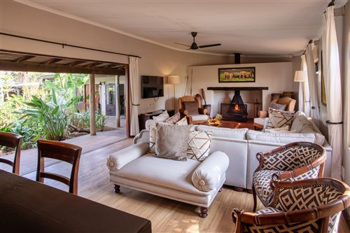 HST004_1728471389513 HST004_1728471389513